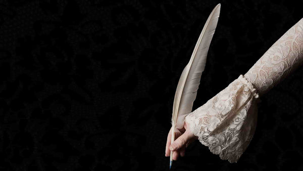 Shadows & Lace: The Ultimate Gothic Romance & Dark Academia Reading List