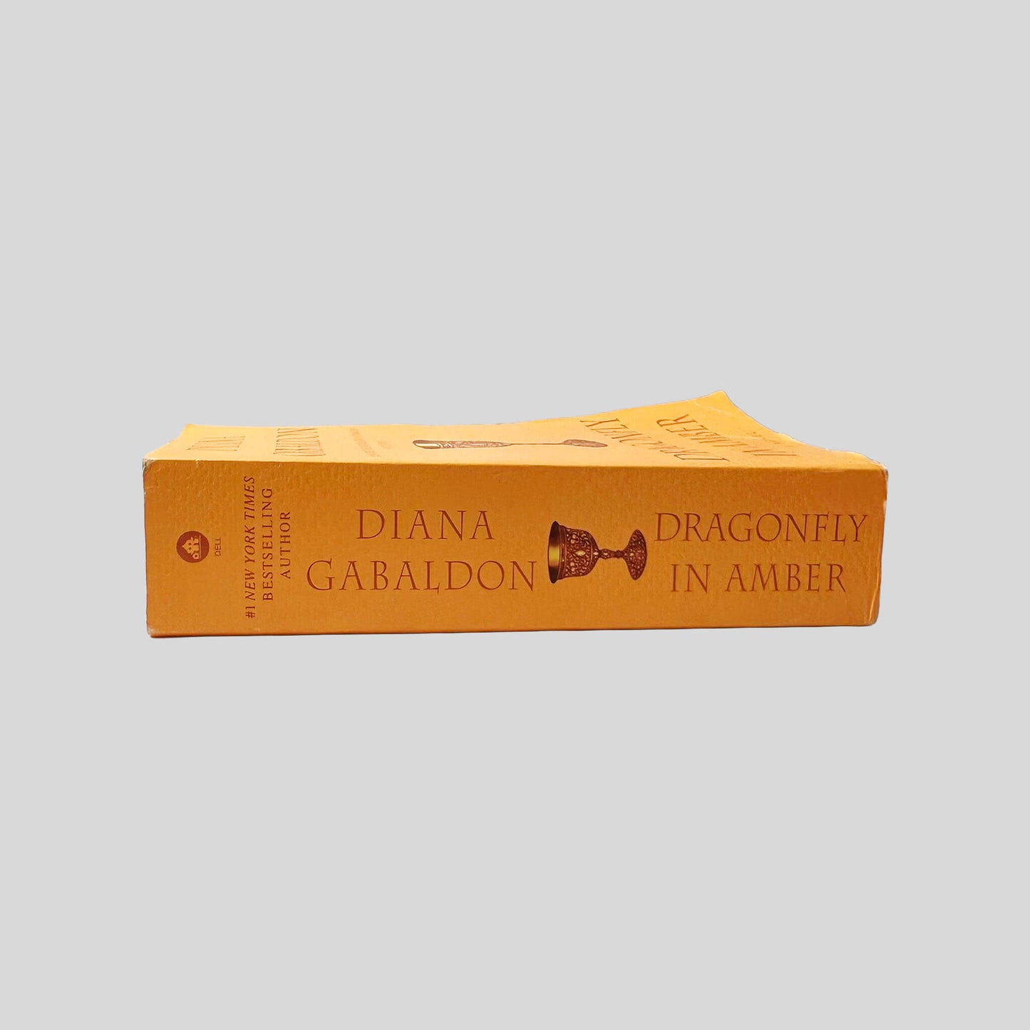 Dragonfly In Amber by Diana Gabaldon - Spine - Fehmerling Books