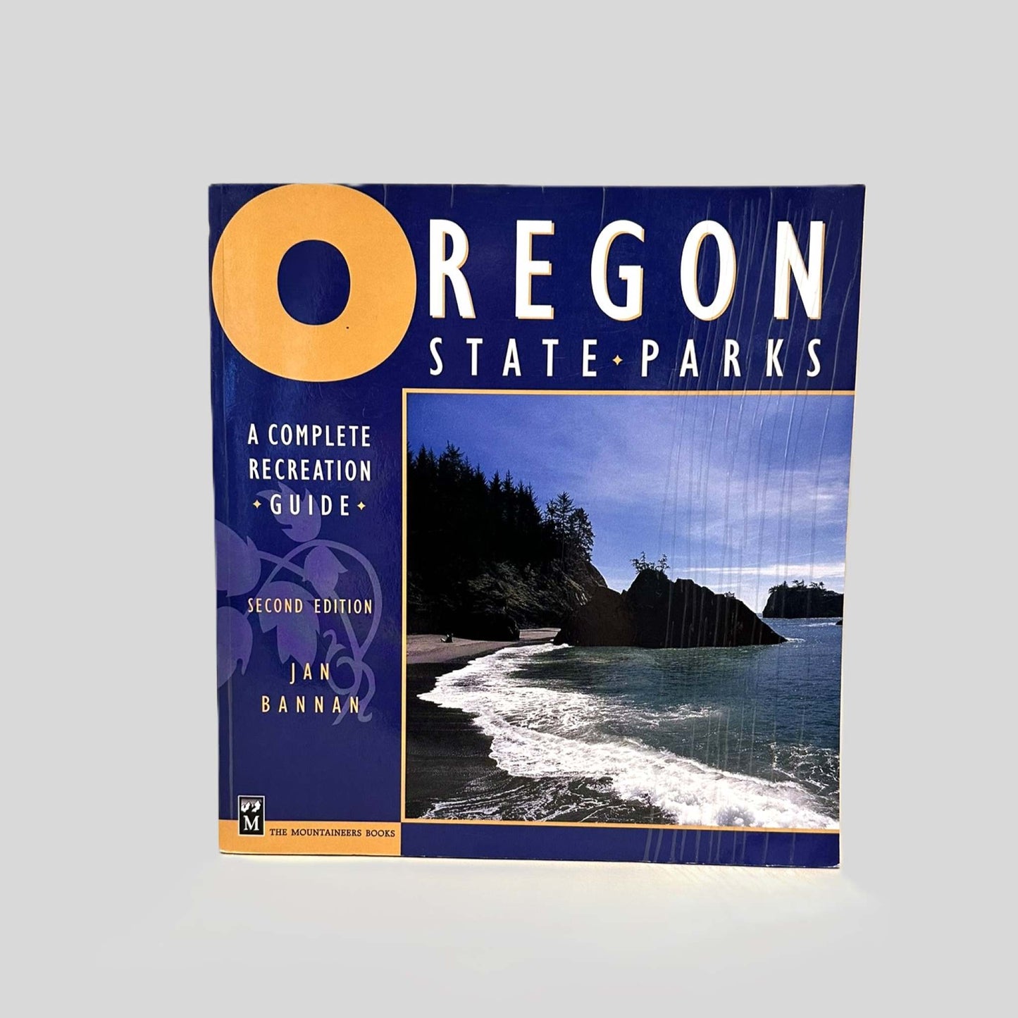Oregon State Parks: A Complete Recreation Guide by Jan Bannan - Fehmerling Books
