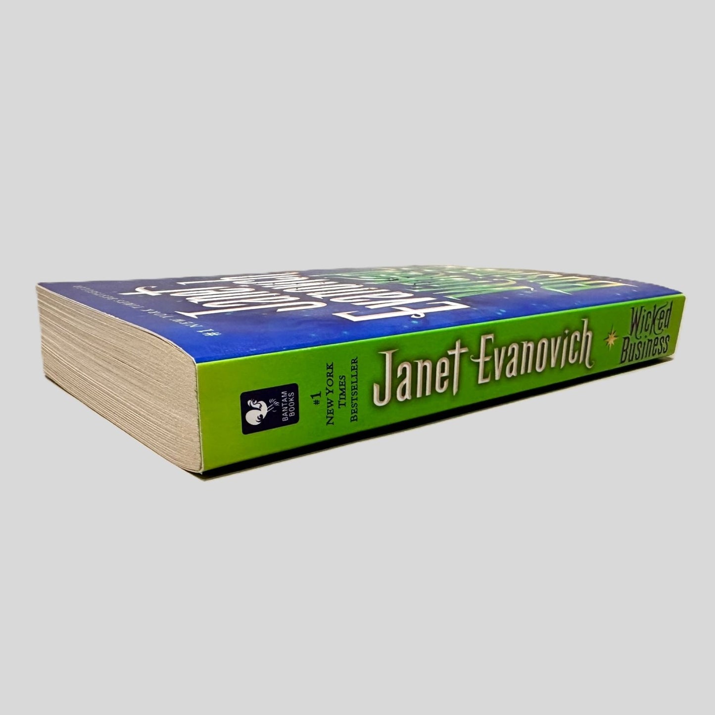 Wicked Business by Janet Evanovich - Fehmerling Books