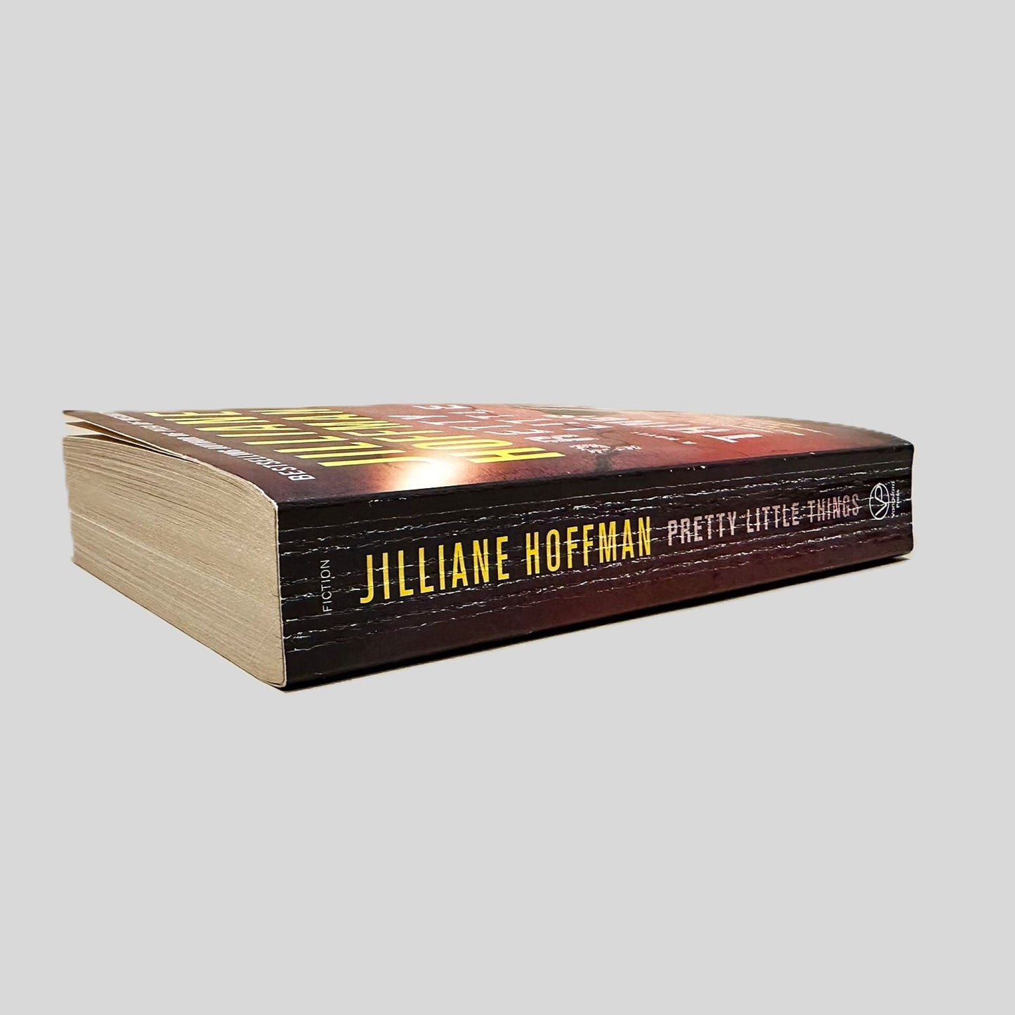 Pretty Little Things by Jilliane Hoffman - Fehmerling Books