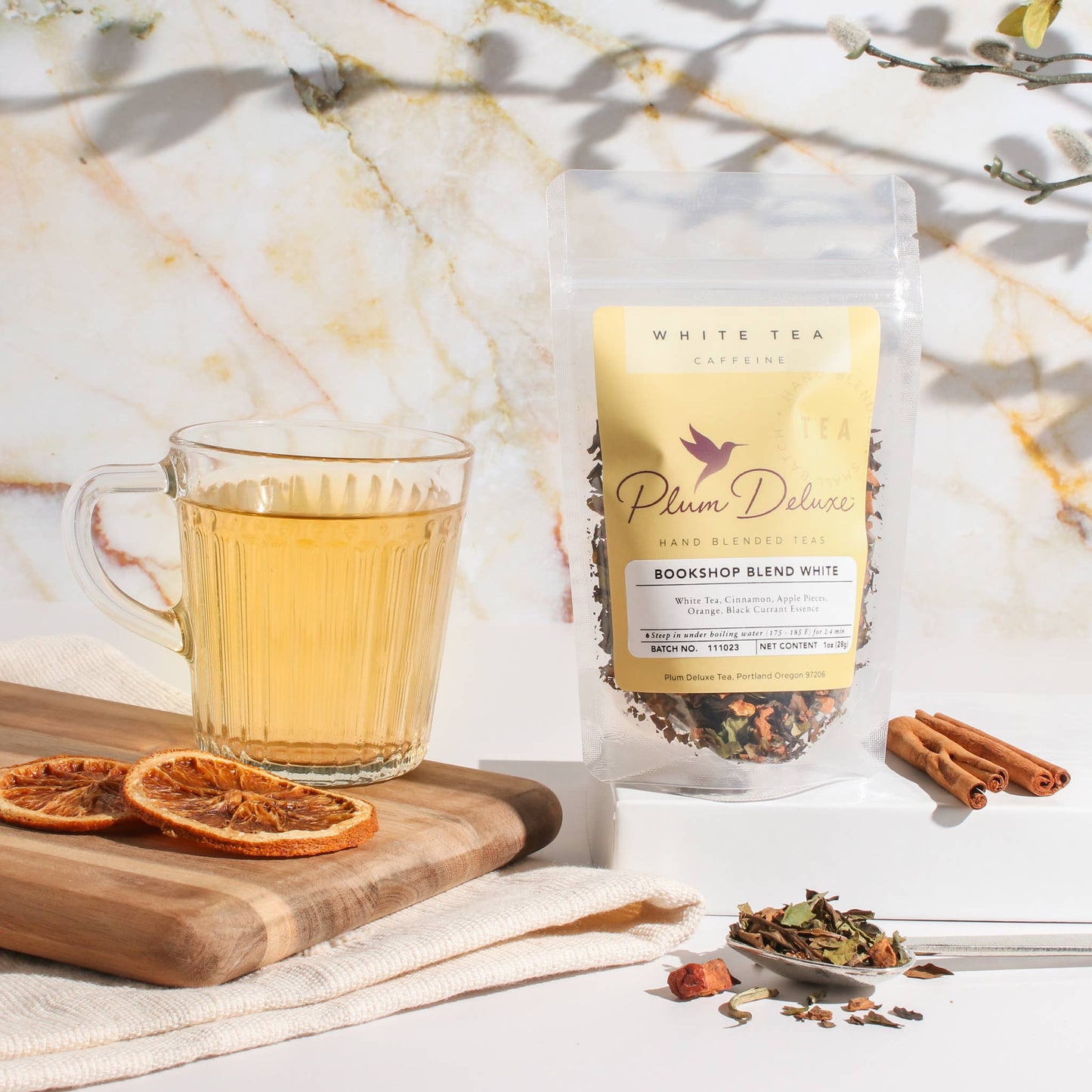 Plum Deluxe Tea - Bookshop Blend White Tea (Cinnamon / Black Currant): 1 oz