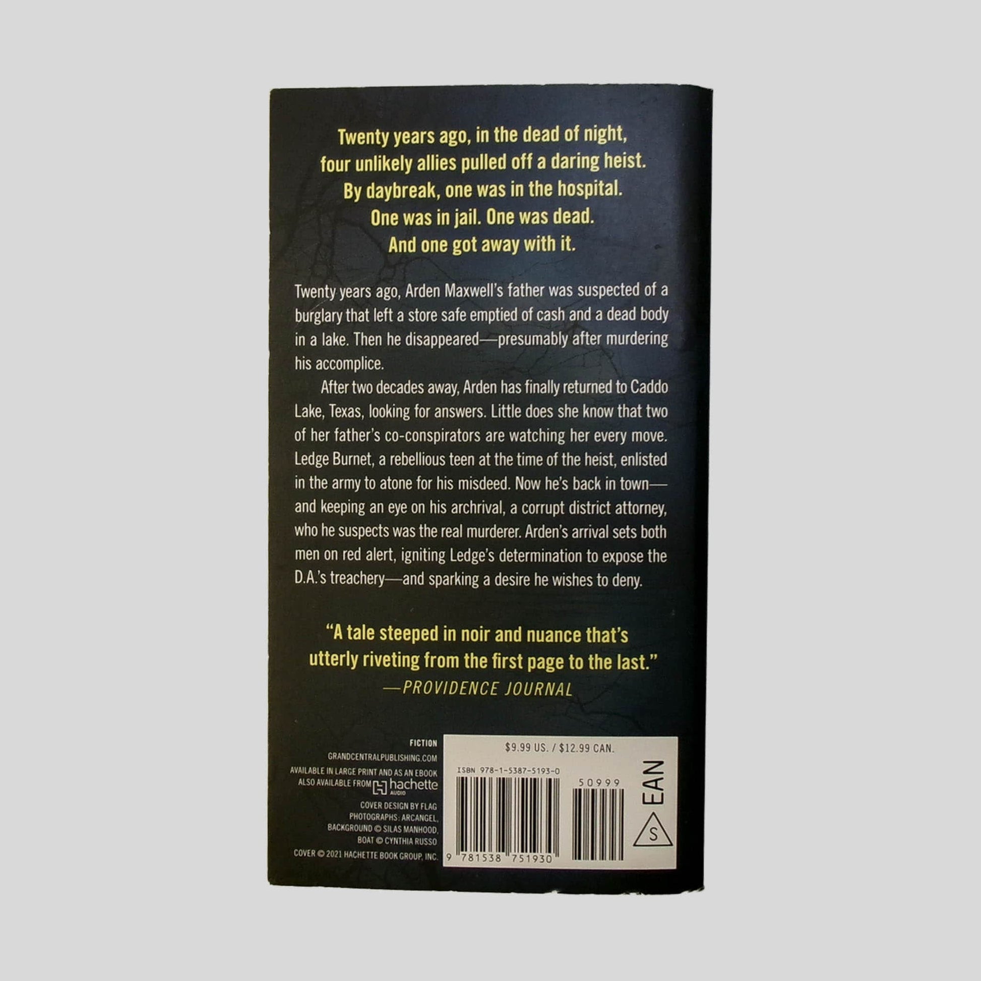 Back cover view of Thick As Thieves by Sandra Brown centered on a neutral light gray background. Chipping is present along the bottom edge of the back cover.