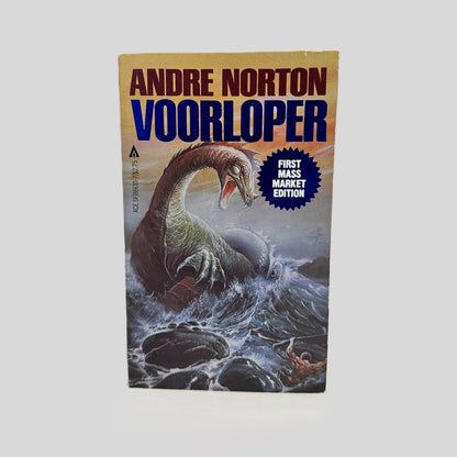 Front cover view of Voorloper by Andre Norton centered on a neutral light gray background. Minor chipping present in the corners from wear. Cover art is vibrant.