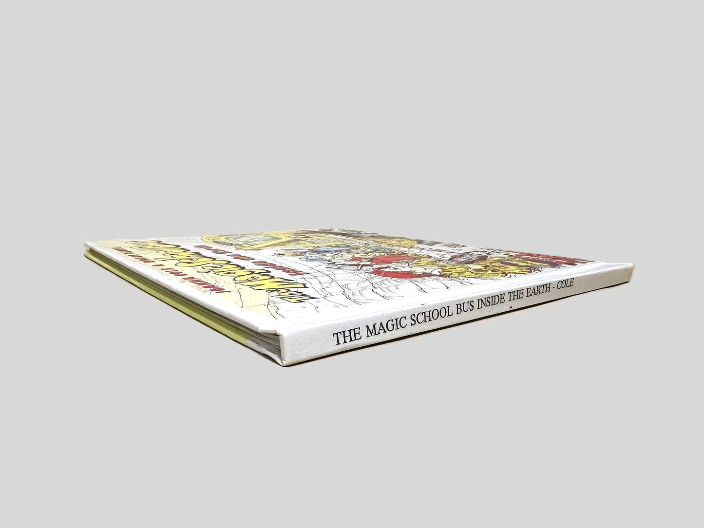 The Magic School Bus Inside the Earth by Joanna Cole & Bruce Degen - Fehmerling Books