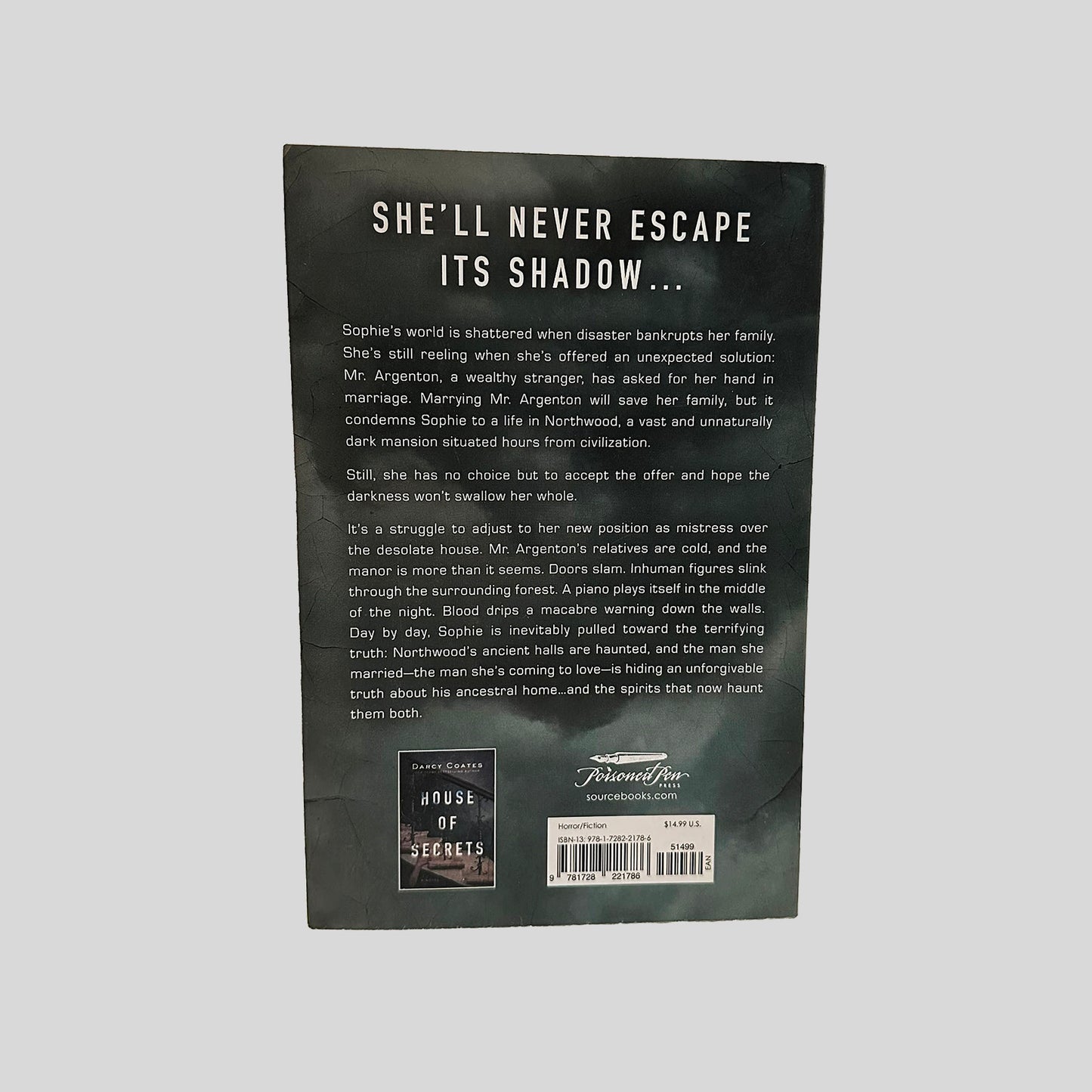 House of Shadows by Darcy Coates