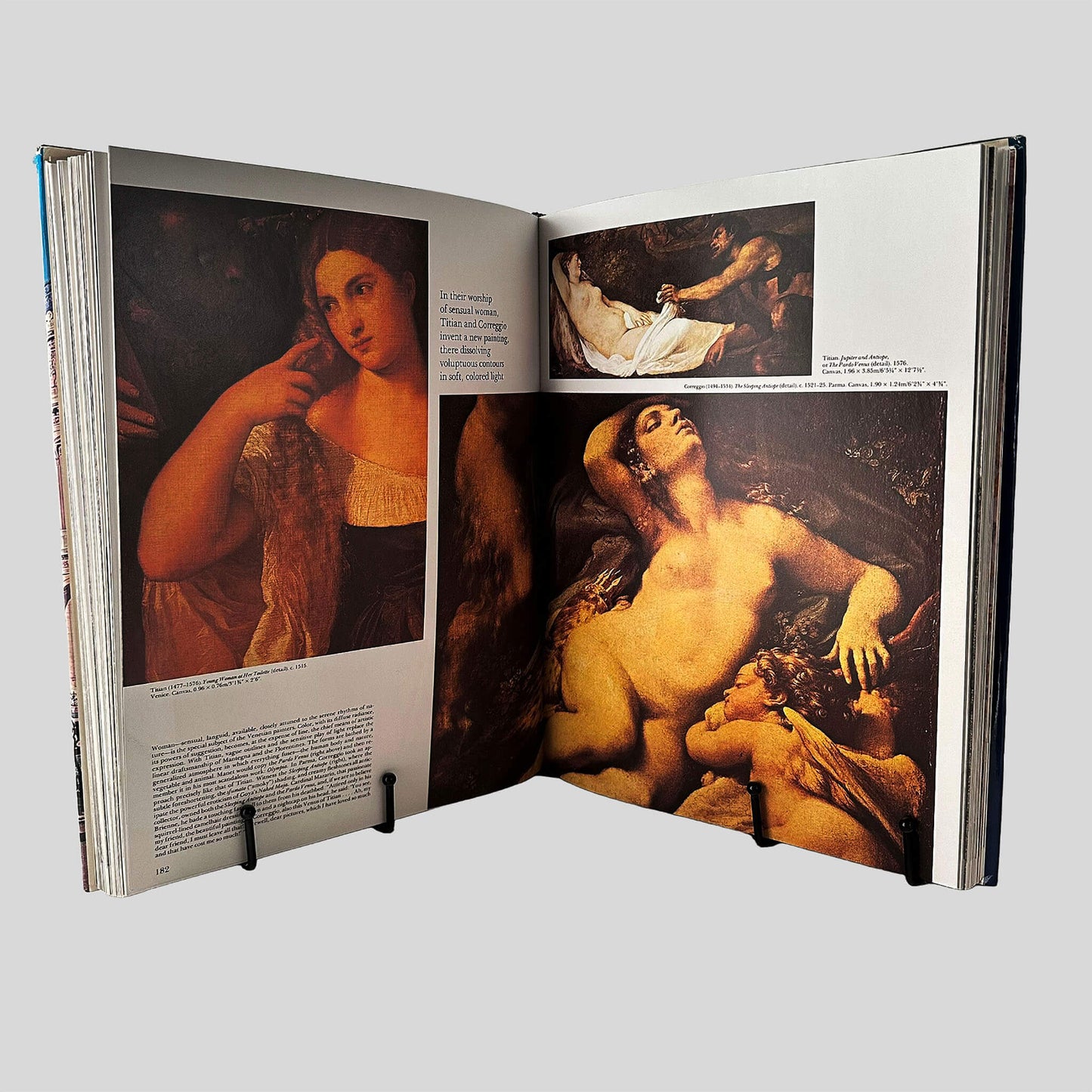 The Louvre: Over 300 Masterpieces of Painting and Sculpture of the World's Greatest Art Museum