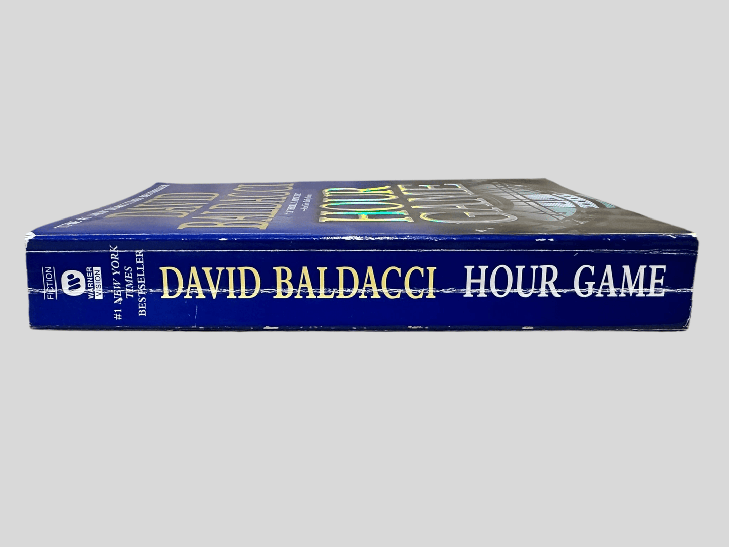 Hour Game by David Baldacci - Book Spine