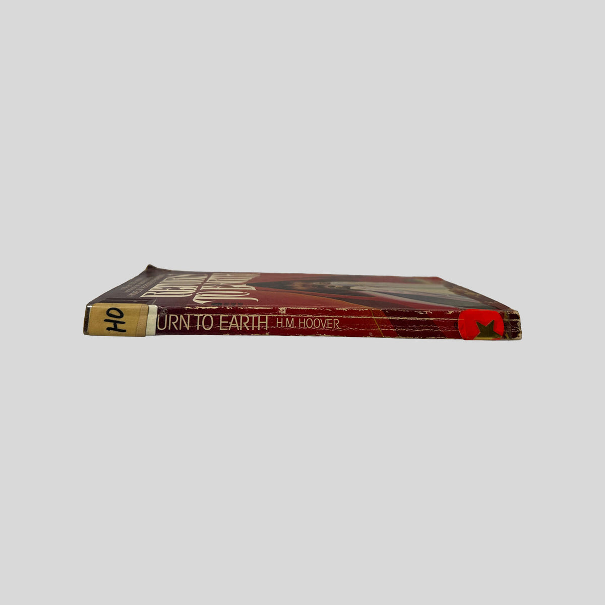 Spine view of Return To Earth vintage Avon mass market paperback edition by H.M. Hoover.