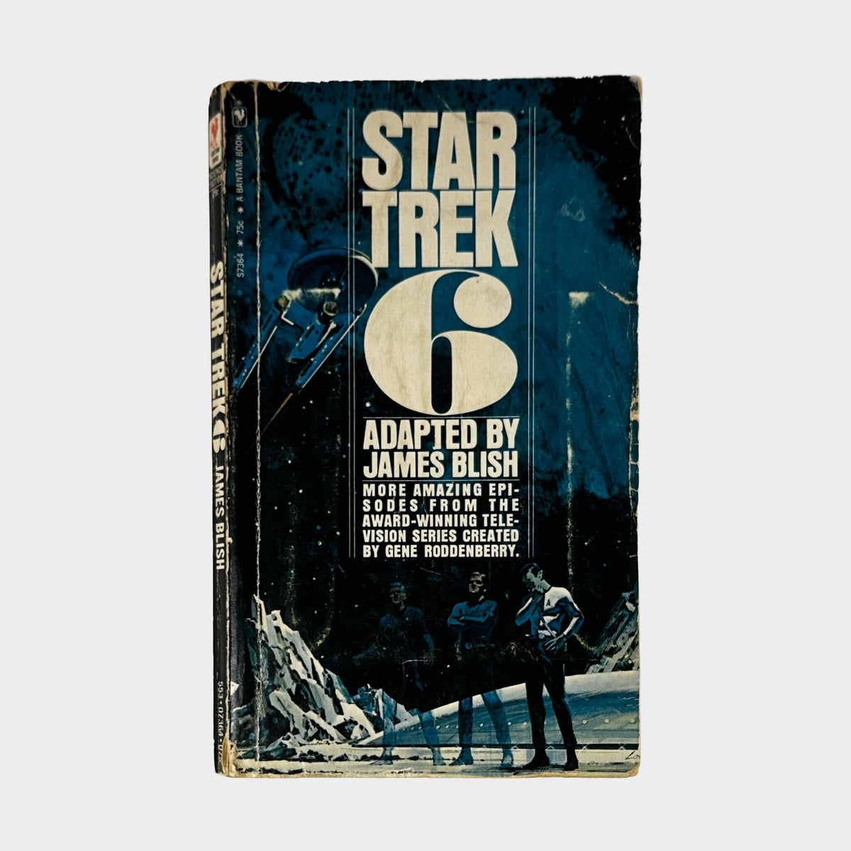 Front cover of Star Trek 6 by James Blish, vintage acceptable condition mass market paperback edition (Science Fiction novel).