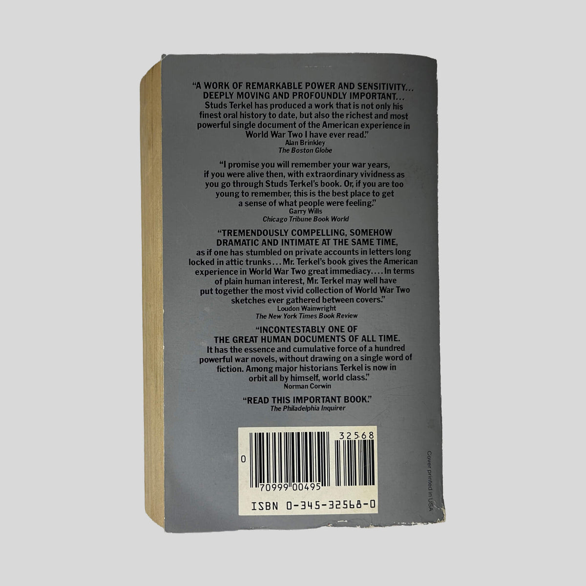 Back cover of The Good War by Studs Terkel showing back text summary and Pulitzer Prize award note.