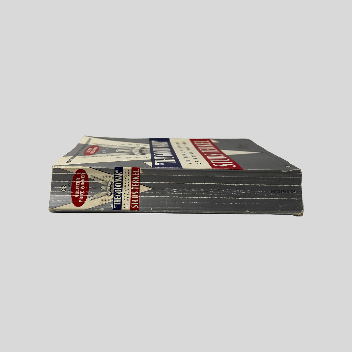 Spine view of The Good War vintage Ballantine mass market paperback edition by Studs Terkel.