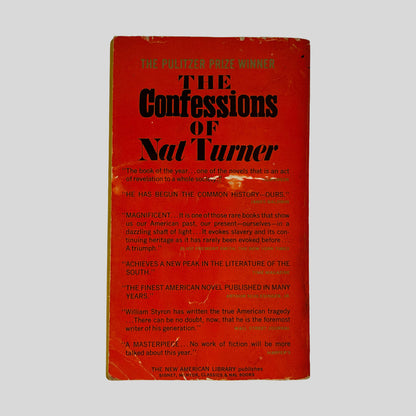Back cover of The Confessions Of Nat Turner by William Styron showing back cover review quotes and Pulitzer Prize award note.